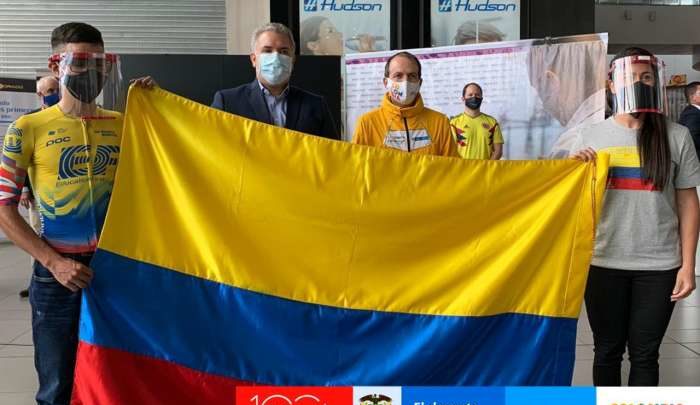 El ‘Vuelo del deporte, orgullo colombiano’, ya va rumbo a Europa con 109 pasajeros