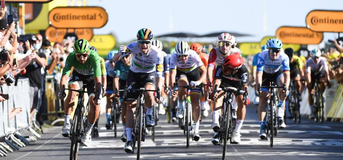 Triunfo de Bennet en etapa 10 del Tour, Colombia conserva 4 ciclistas en top10