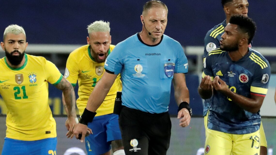 Pitana metió la mano y Brasil venció de forma injusta y agónica a Colombia en Río