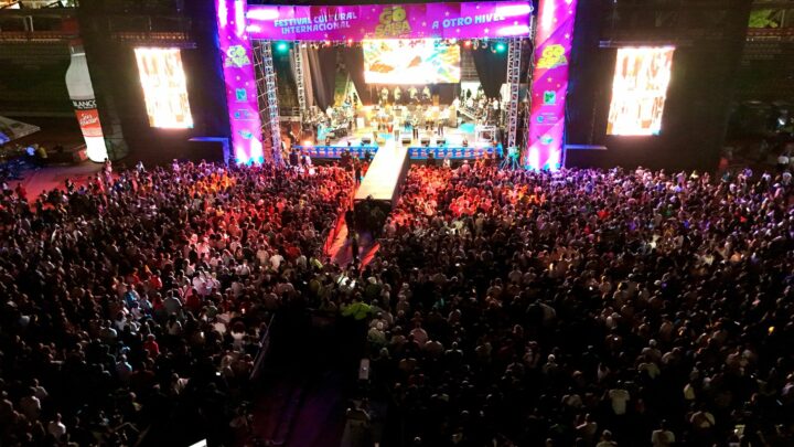 ¡Al ritmo de la clave vibraron más de 20.000 palmiranos y visitantes en el súper concierto ‘Sentimiento Salsa’!