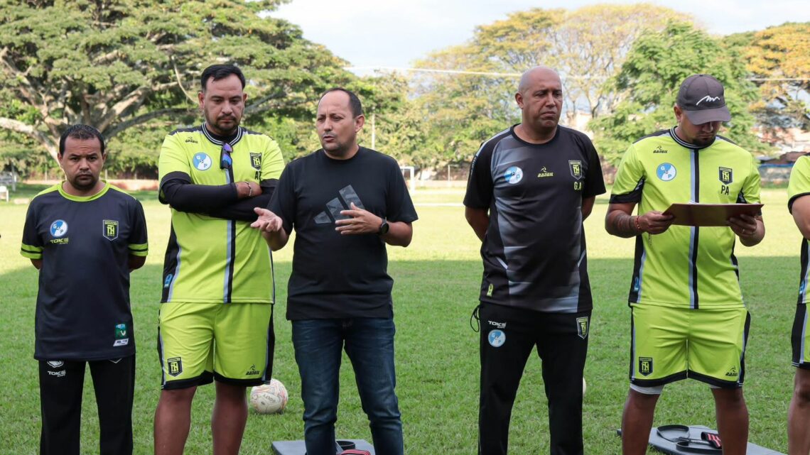 “Colombia está para ser campeón”: Felipe Taborda destaca el presente del combinado nacional en la Copa América Femenina “Colombia está para ser campeón”: Felipe Taborda destaca el presente del combinado nacional en la Copa América Femenina