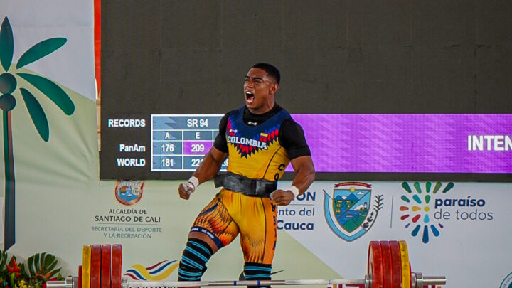 El caleño Marcos Bonilla se bañó tres veces en oro el ‘Panamericano de Pesas Cali 2025’